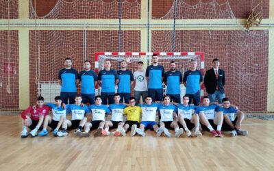 Nogometna utakmica nastavnika i maturanata